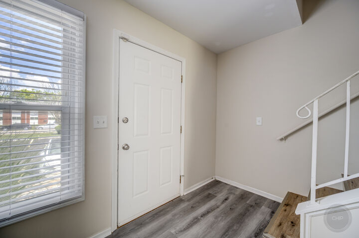 Property Photo:  1716 N Marywood Avenue  IL 60505 