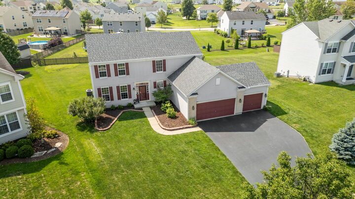 Property Photo:  2332 Winterthur Green  IL 60560 