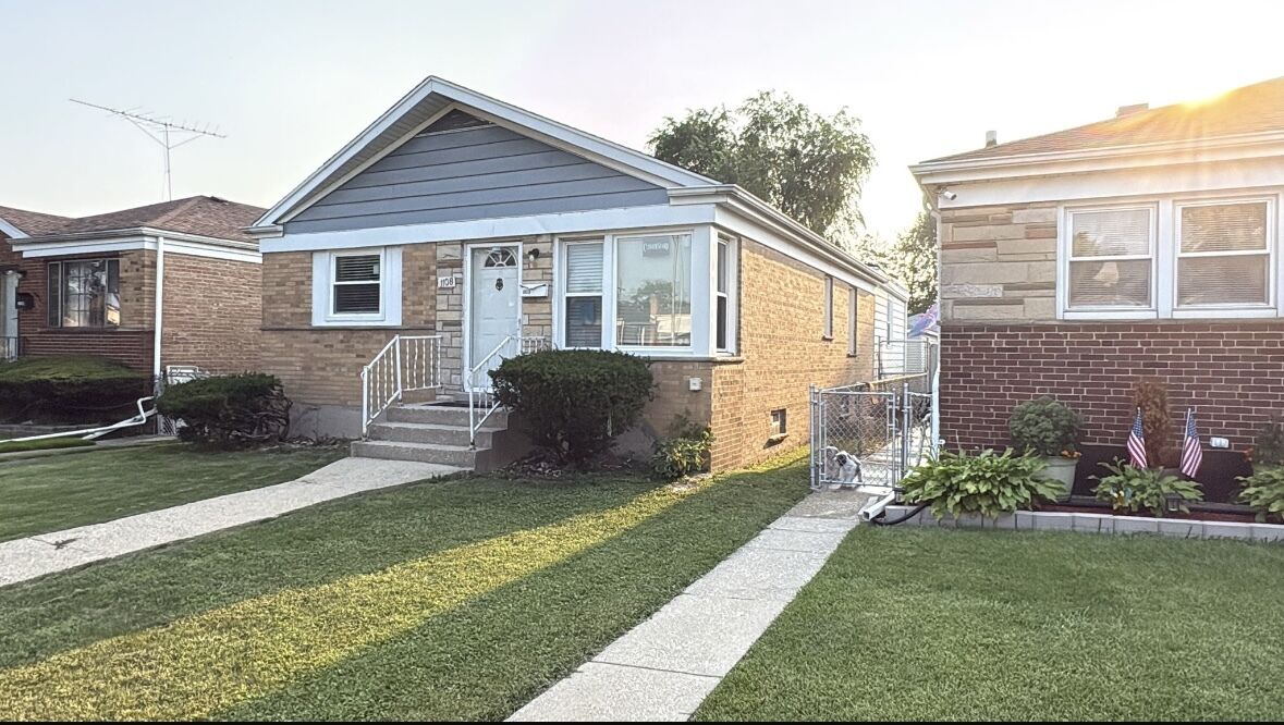Property Photo: 1108 31st Avenue IL 60104