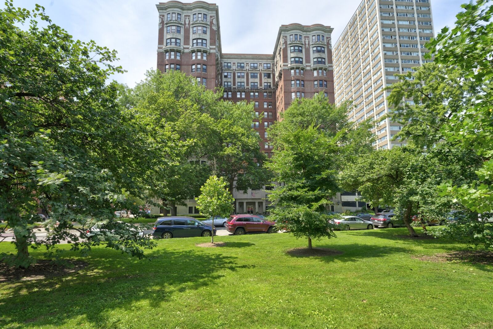 Property Photo:  5000 N Marine Drive 7D  IL 60640 