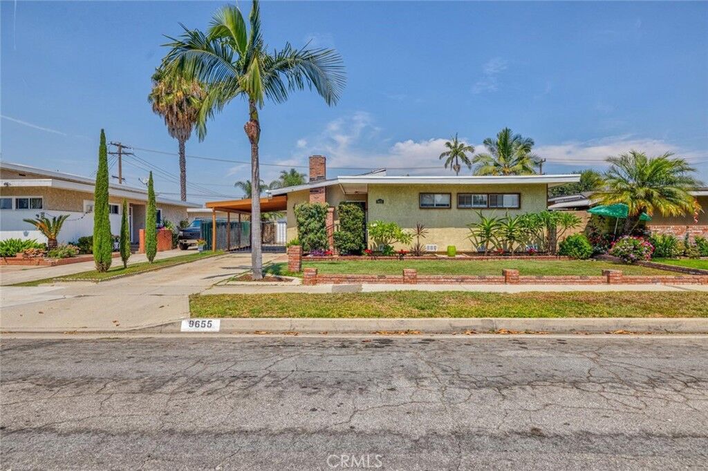 Property Photo:  9655 Calmada Avenue  CA 90605 
