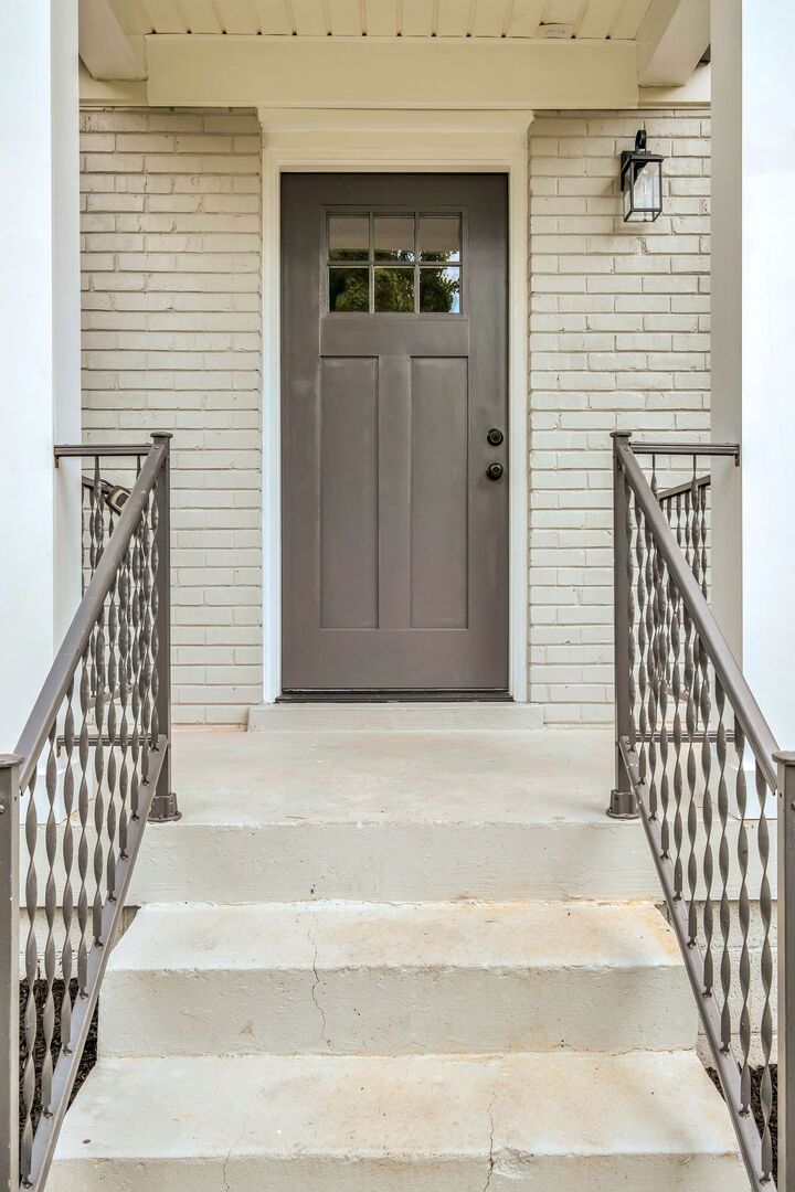 Property Photo: 111 Barry Dr TN 37115