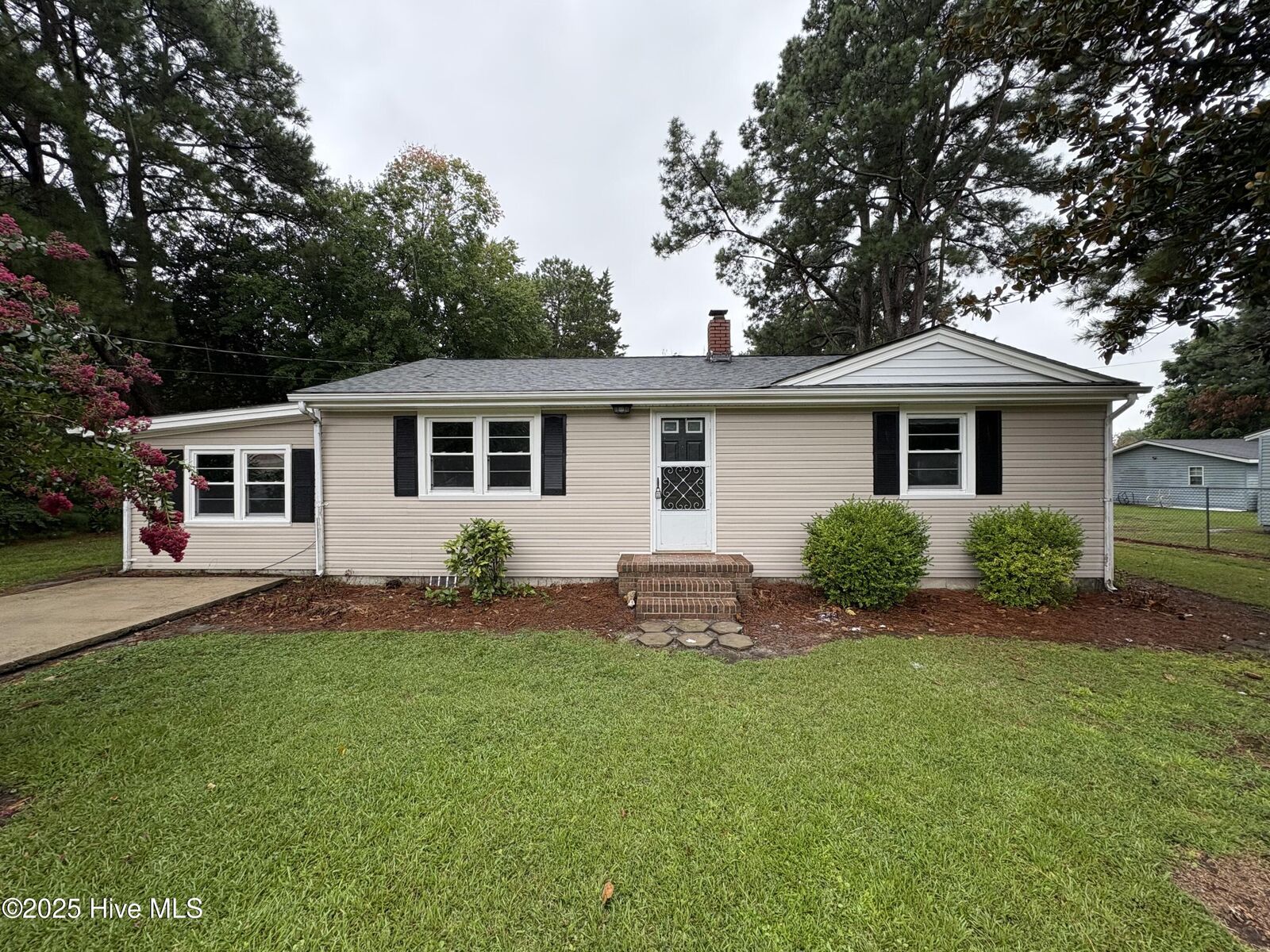 Property Photo:  109 Coopers Lane  NC 27909 