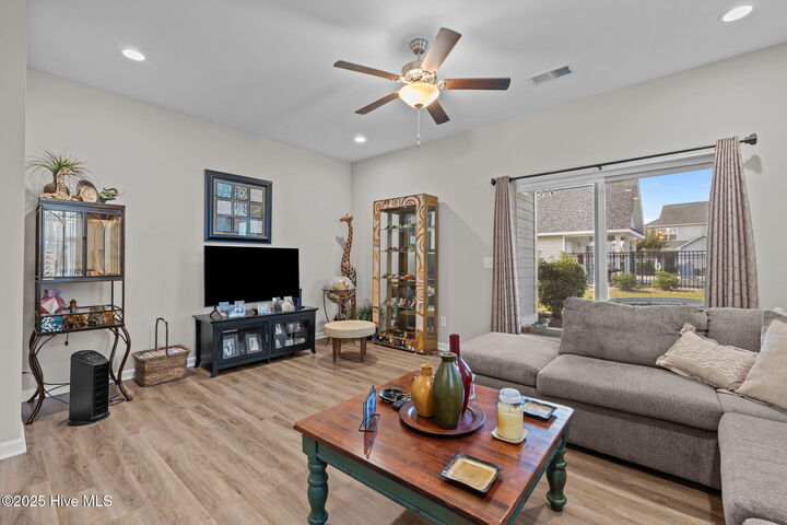 Property Photo:  175 Old Murdoch Road 405  NC 28557 