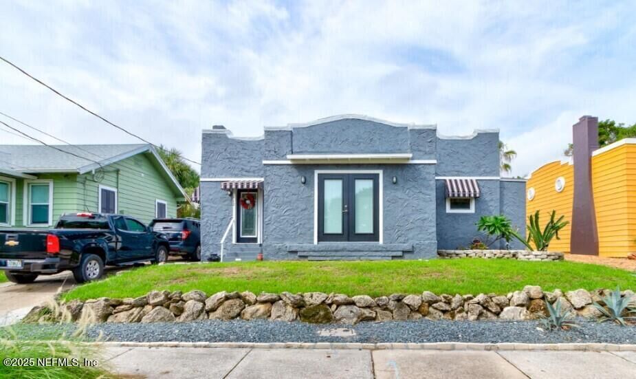 Property Photo:  112 S Oleander Avenue  FL 32118 