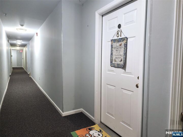 Property Photo:  81 Mountain View 81  NJ 07457 