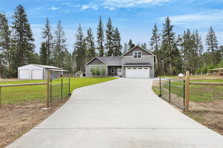 Property Photo:  461 Sunrider Lane  MT 59833 