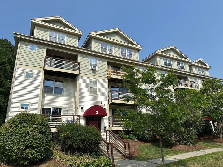 89 Hildred Drive  Burlington VT 05401 photo