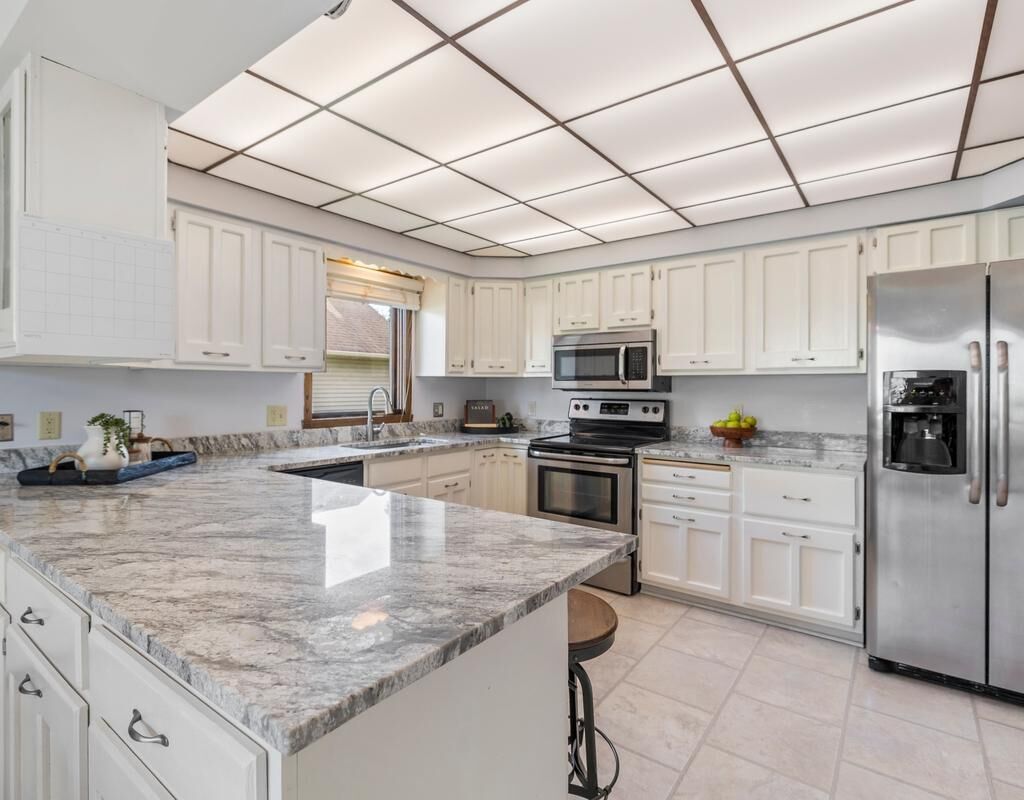 Property Photo: 2824 Aglen Street MN 55113