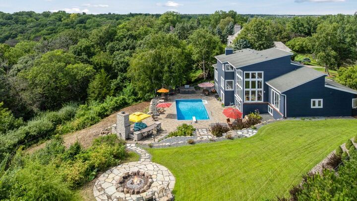 Property Photo: 10460 Bluff Circle MN 55318