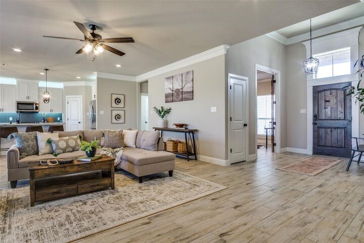 148 Arrendondo Way  Fort Worth TX 76126 photo