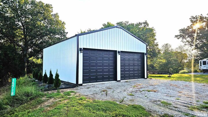 15718 Malone Road  Thompsonville IL 62890 photo