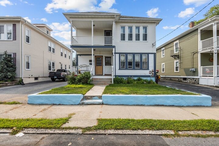 Property Photo:  97 Warwick St  RI 02895 