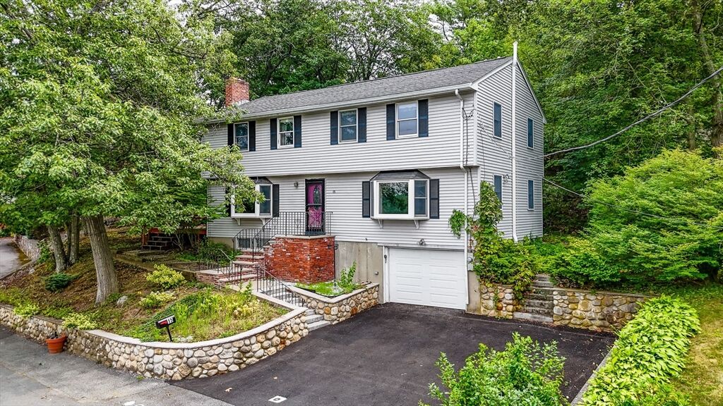 Property Photo:  15 Shore Rd  MA 01906 