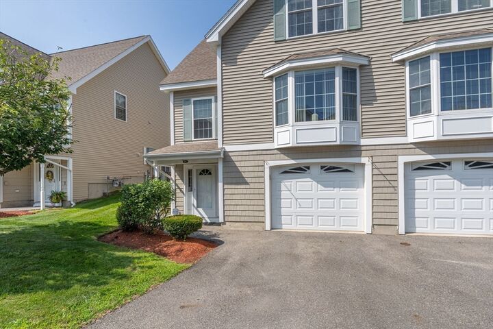 Property Photo:  8 Farnum Ct A  NH 03051 