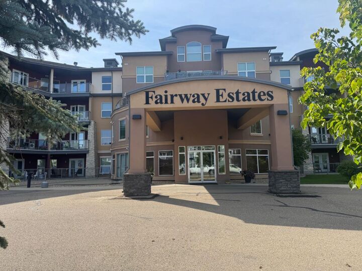 Property Photo:  5040 53 Street 203  AB T4S 0A1 