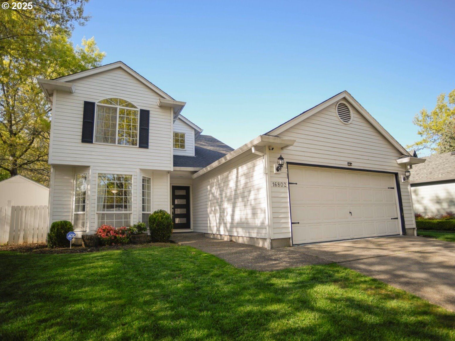 Property Photo: 16802 SE 32nd St WA 98683