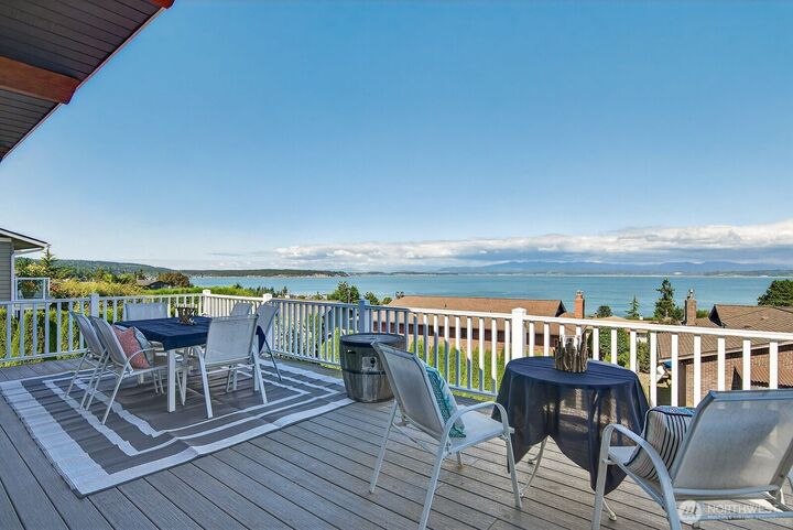 1497  Thompson Drive  Camano Island WA 98282 photo