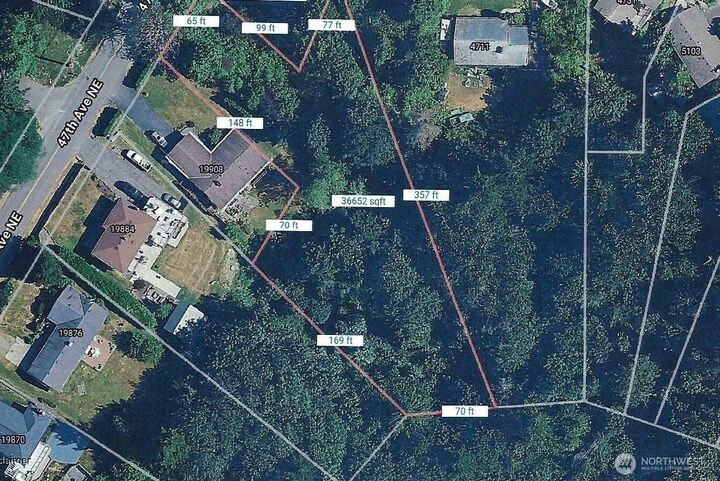 Property Photo:  199 Xx  47th Avenue NE  WA 98155 