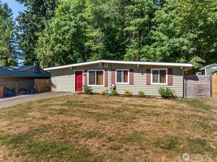Property Photo: 30427 153rd Ave SE WA 98042