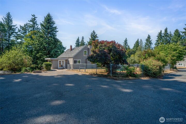 4010 SE Lovell Street  Port Orchard WA 98366 photo