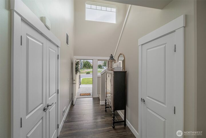 Property Photo:  1804  Mulberry Lane  WA 98801 