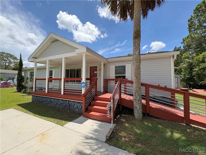 Property Photo: 8434 W Elossa Court FL 34448
