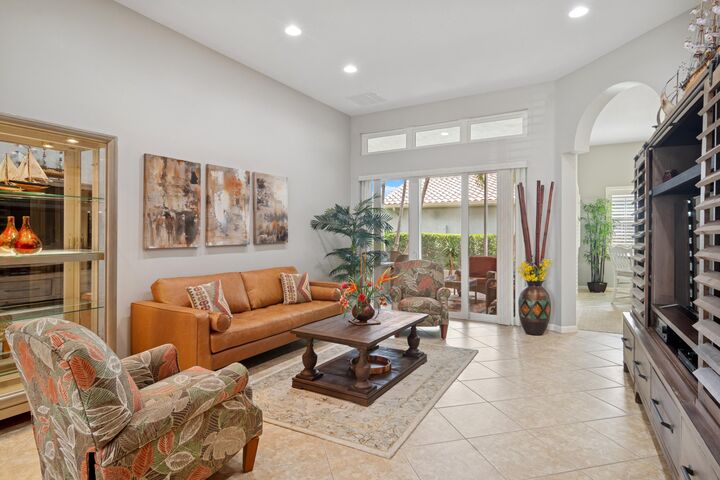 Property Photo: 230 NW Liseron Way FL 34986