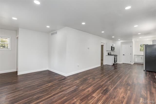 Property Photo: 14895 Mapleridge Street MI 48205