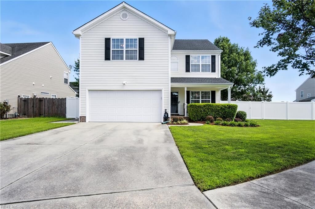 Property Photo: 933 Antonick Ln VA 23464