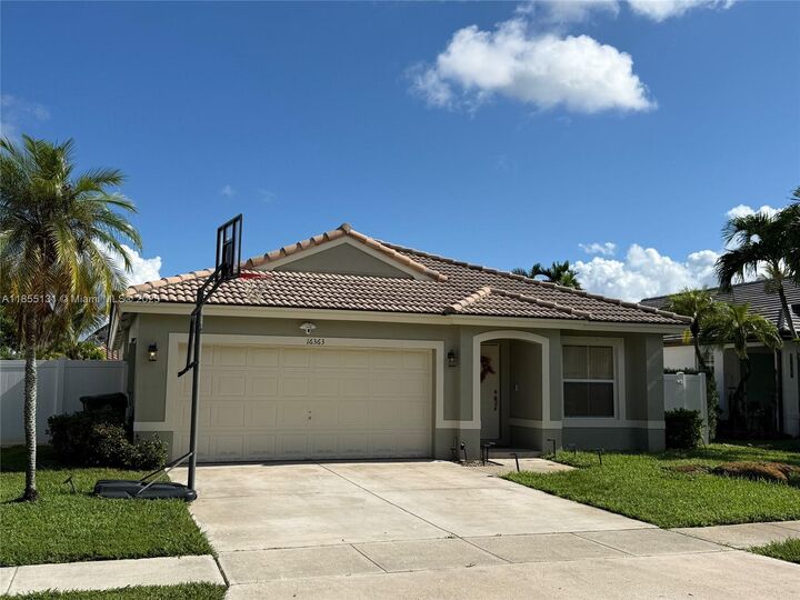 Property Photo: 16363 SW 11th St FL 33027