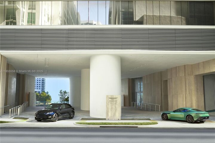 Property Photo:  300 Biscayne Blvd Way 2809  FL 33131 