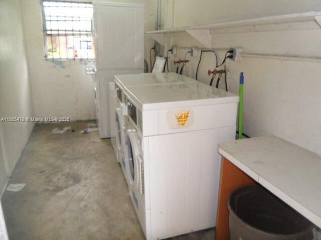 Property Photo: 3903 SW 78th Ct 103 FL 33155