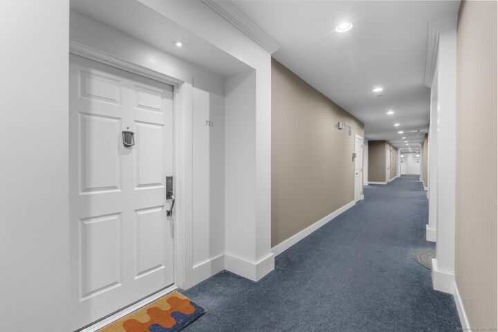 Property Photo: 77 Havemeyer Lane 313 CT 06902