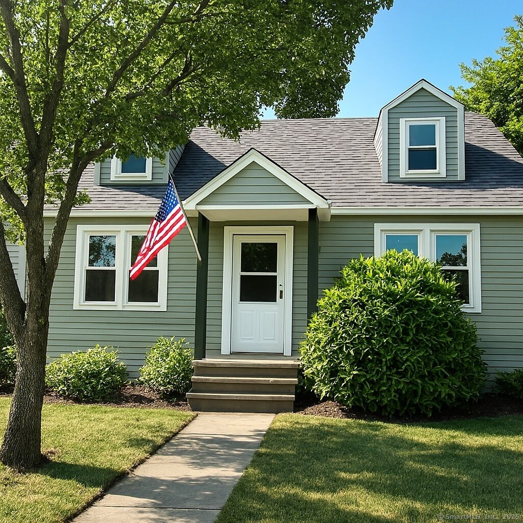 Property Photo:  26 Bankside Street  CT 06606 