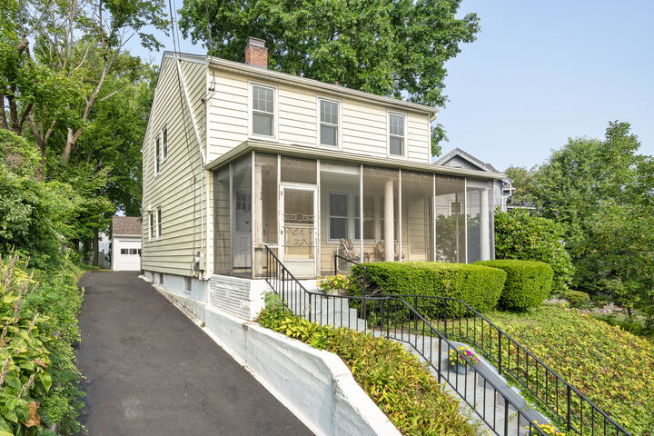 102 West Prospect Street  New Haven CT 06515 photo