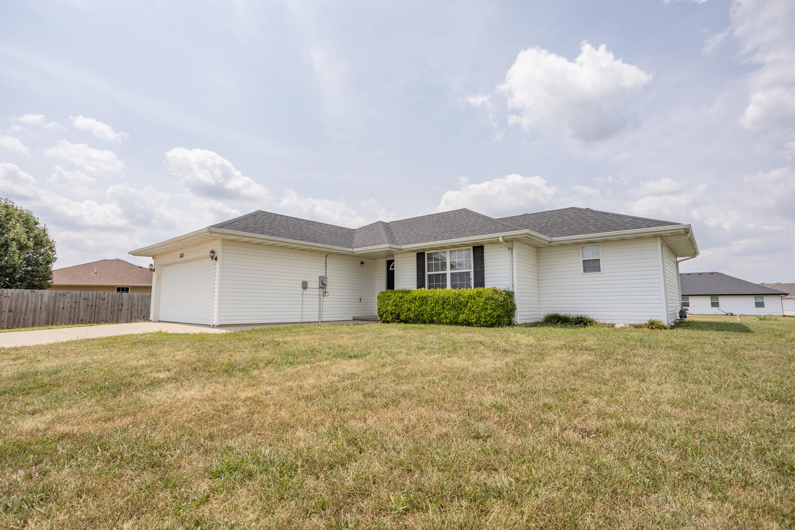 Property Photo:  101 Spruce Avenue  MO 65631 