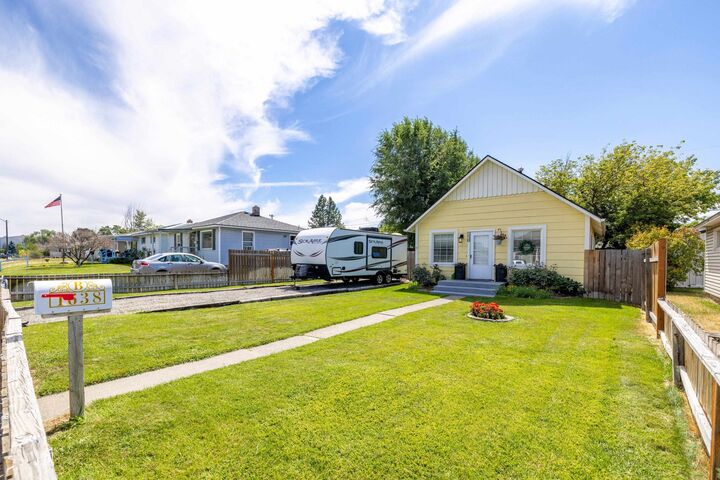 Property Photo:  1638 E Joseph Ave  WA 99208 