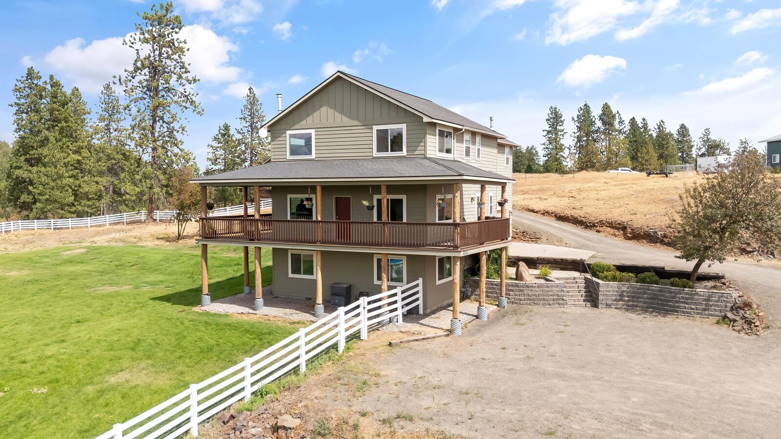 Property Photo:  5714 W 57th Ave  WA 99224 
