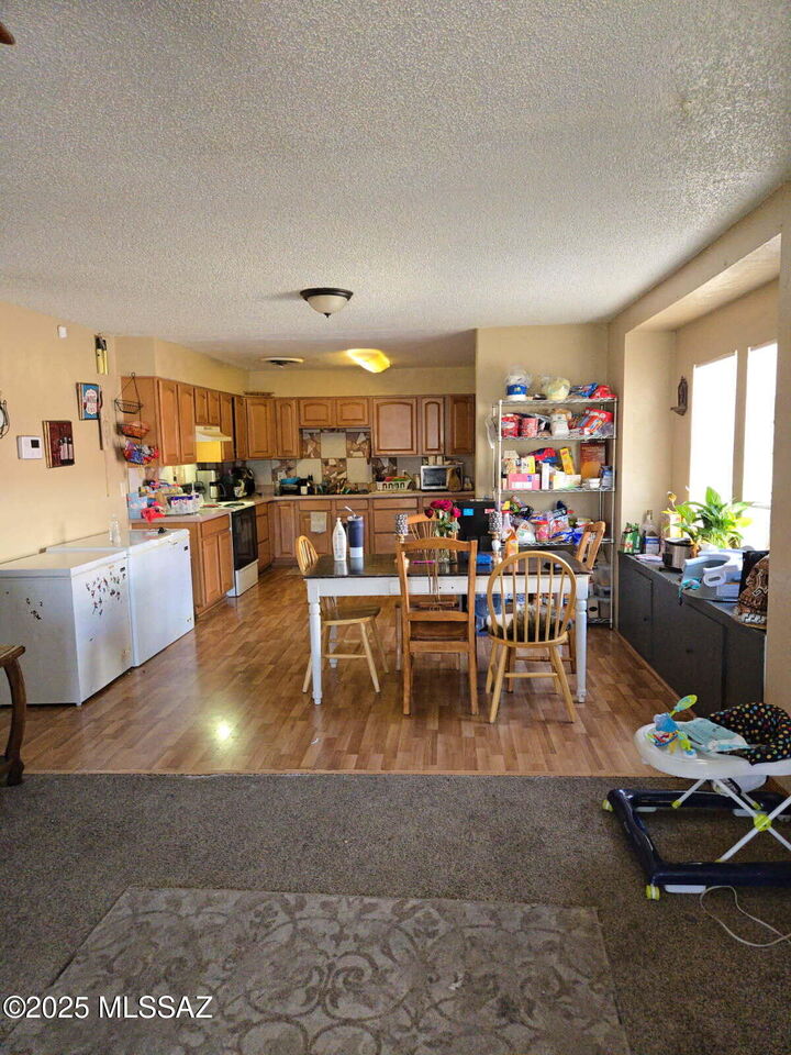Property Photo:  220 W 15th Street  AZ 85546 