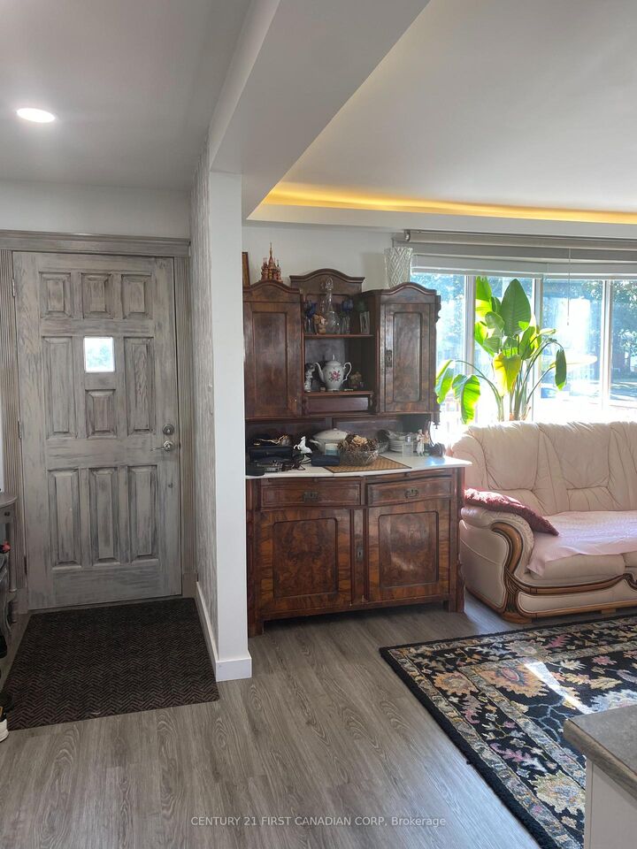 Photo de la propriété: 345 Astor Park Main Level ON N0N 1G0