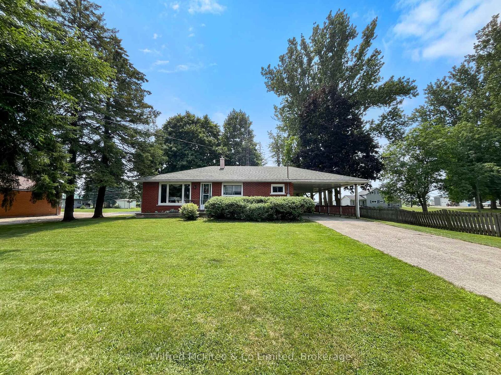 Property Photo:  211 14 Concession  ON N4N 3C1