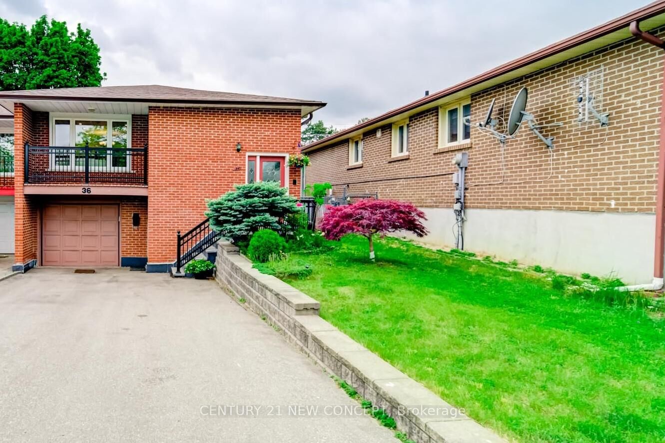 Photo de la propriété: 36 James Gray Drive Bsmt ON M2H 1N9