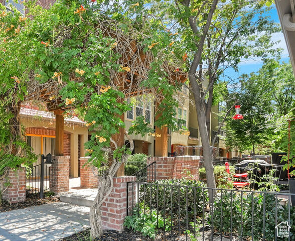 Property Photo: 3704 S Balmossie Ln W UT 84115