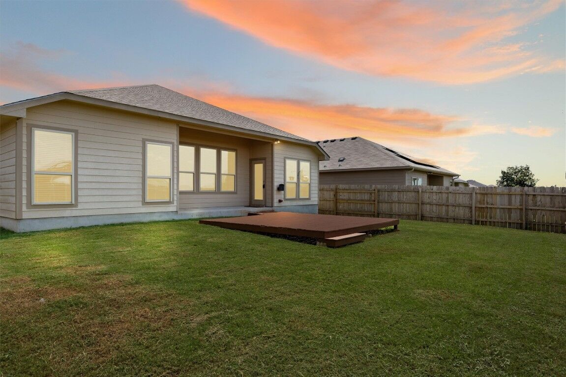 Property Photo:  504 Parkfield Lane  TX 76502 