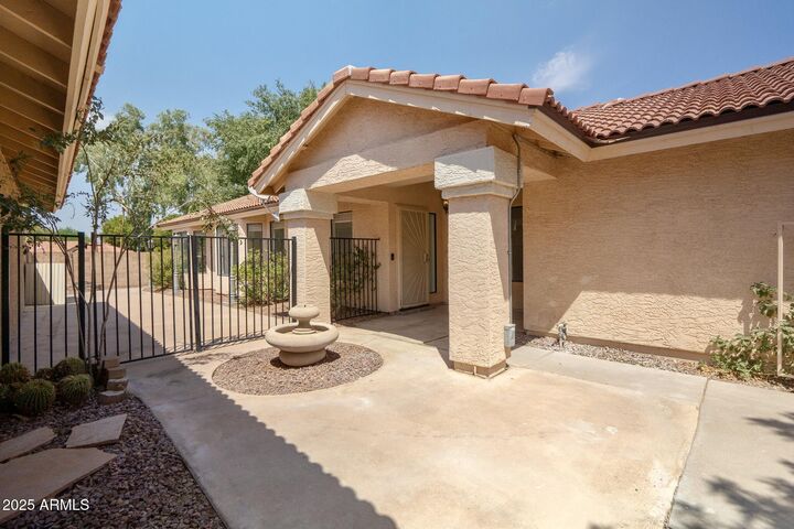 Property Photo:  1020 W Sunward Drive  AZ 85233 