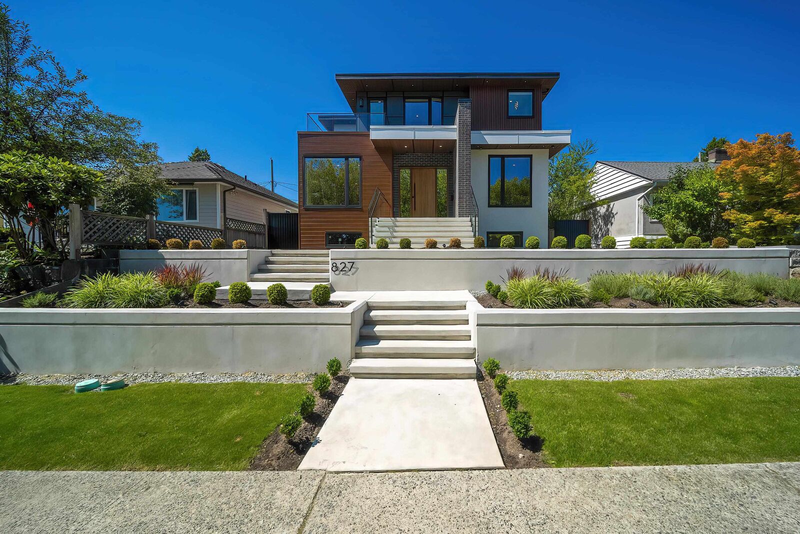 Property Photo: 827 Chestnut Street BC V3L 4N3