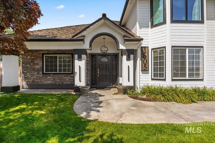 Property Photo: 1065 SE 3rd Way ID 83642