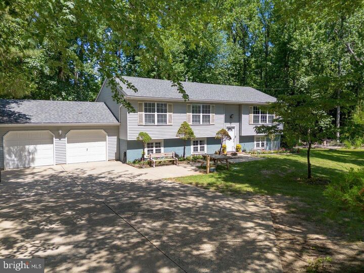 8275 Maple Avenue  Pennsauken NJ 08109 photo