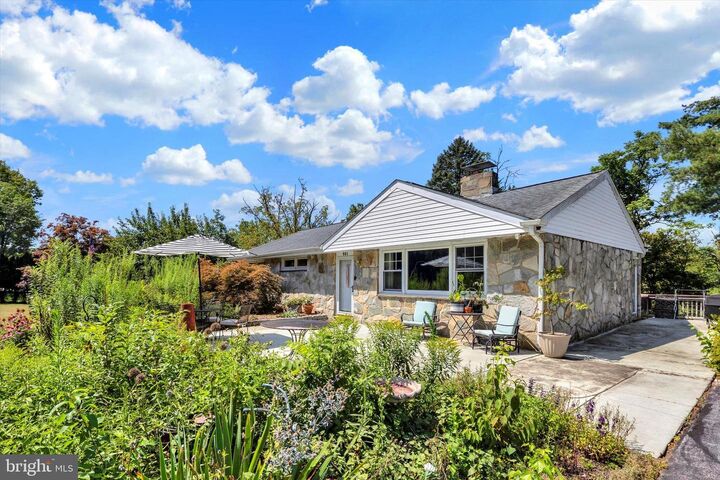 951 Lincoln Road  Birdsboro PA 19508 photo